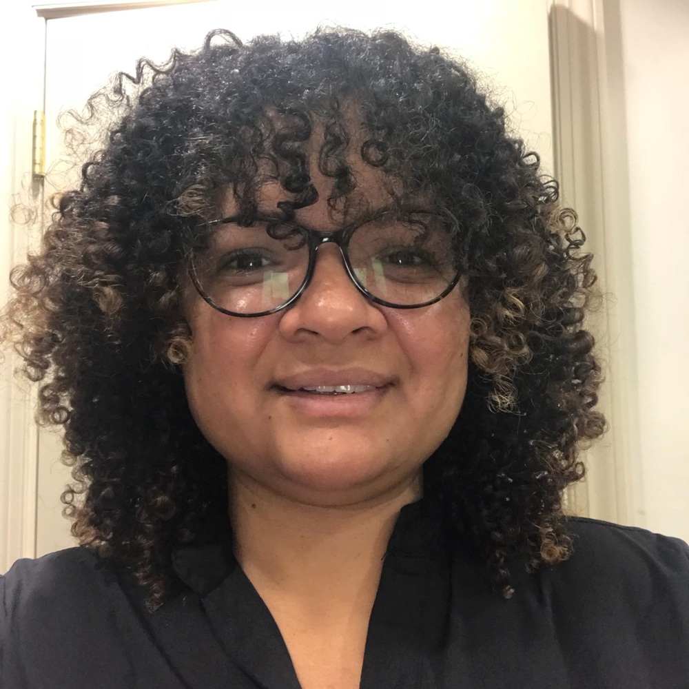 Meet your Posher, Sian